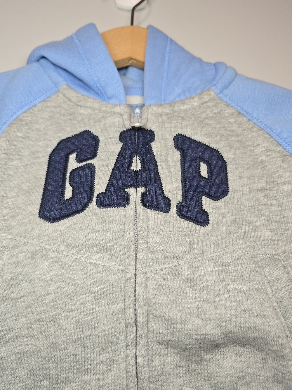 GAP Baby Blue & Gray Hoodie Jogger Set - Picture 2 of 8